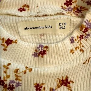 A&F Kids shirt- teen girl size 15/16